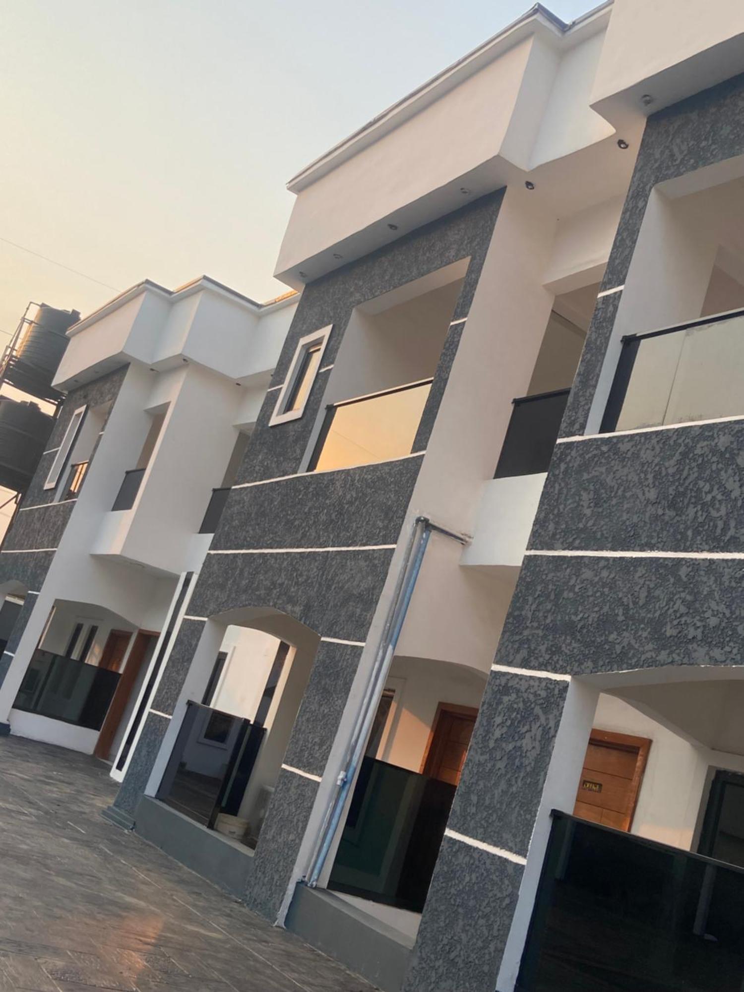 Royal Tender Service Apartment Benin City Exterior photo